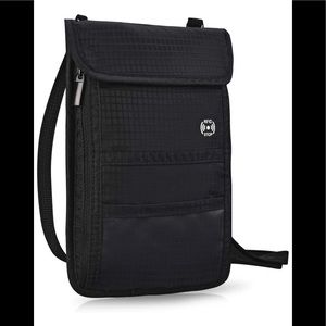 Neck Wallet Water Travel Pouch for Man or Woman